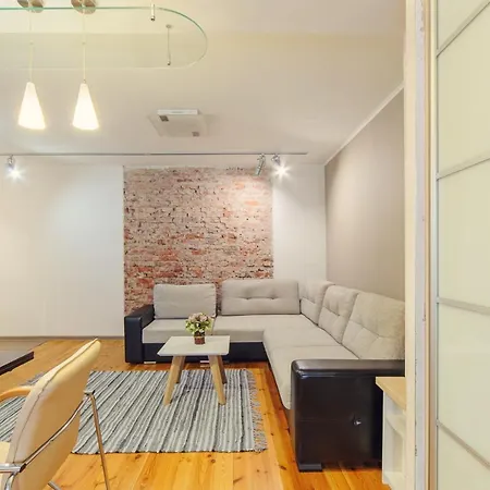Metropol Apartment *